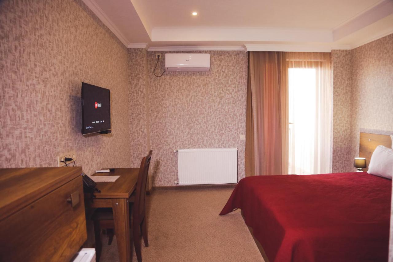 Hotel King David Kutaissi Exterior foto